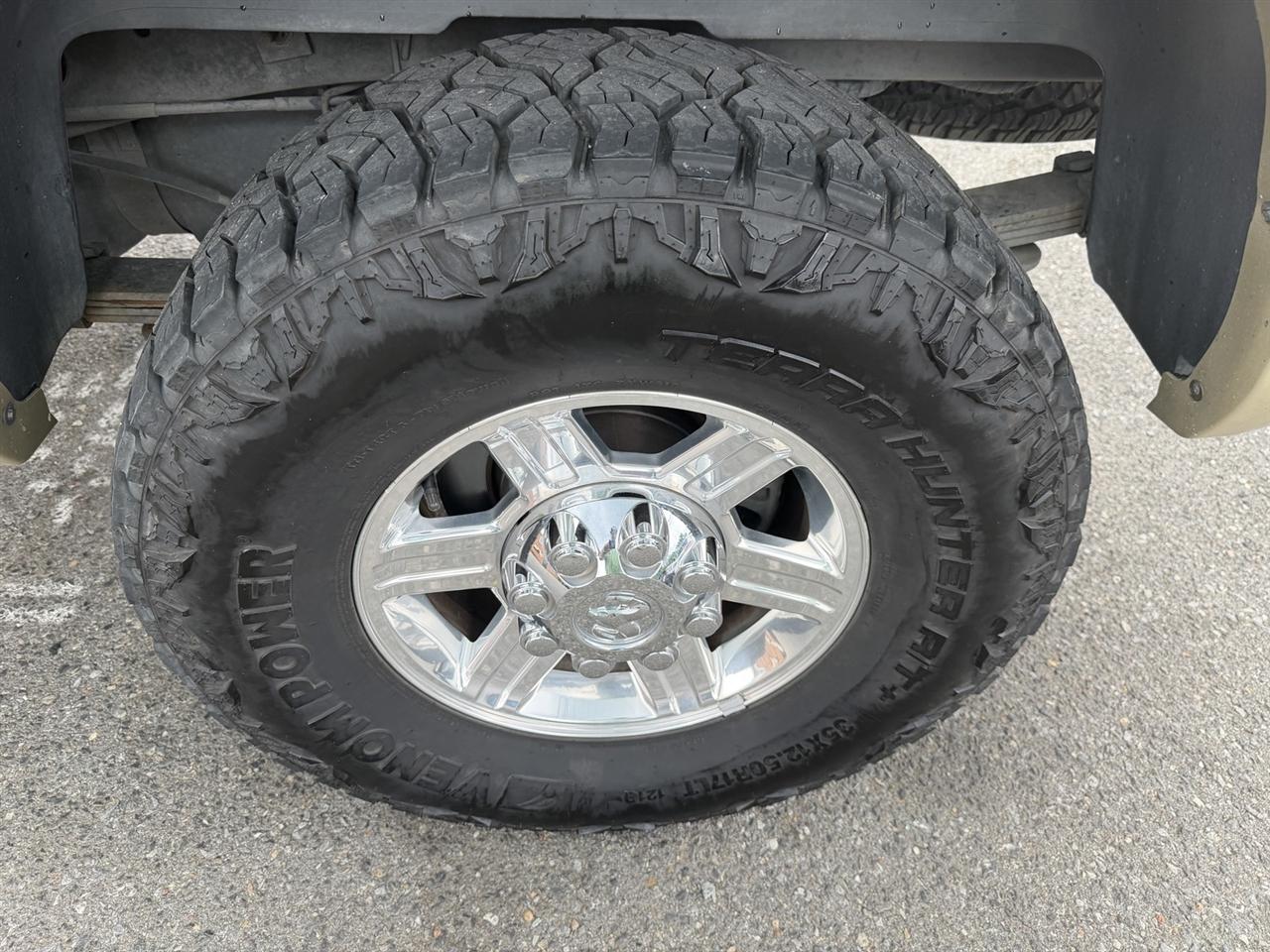 Dodge 2500 Laramie Crew Cab 4WD 2011