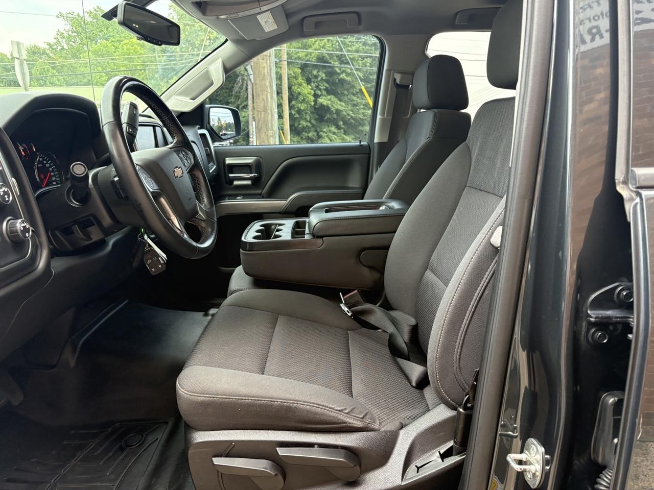 Chevrolet Silverado 1500 Custom Crew Cab 4WD 2019