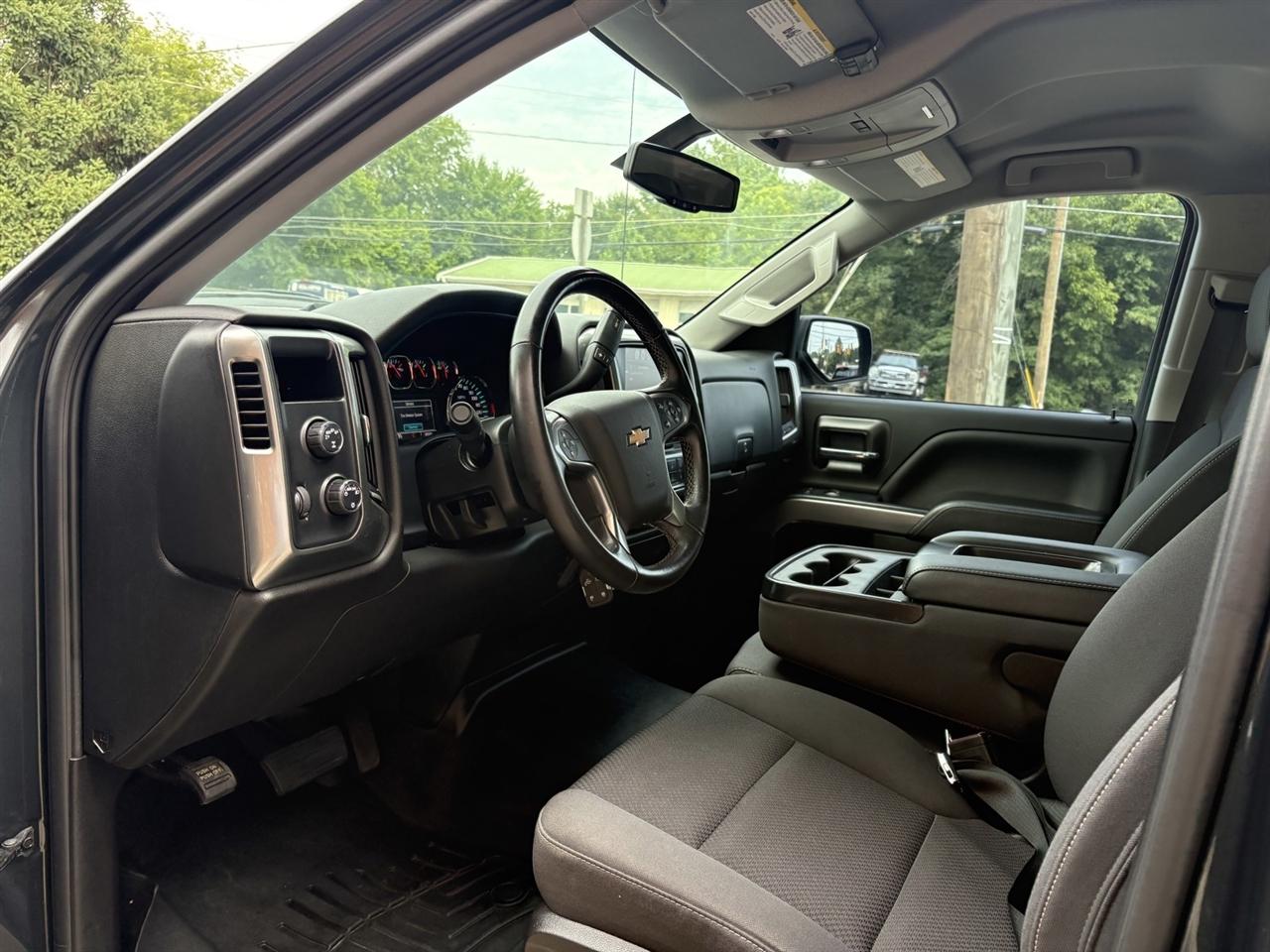 Chevrolet Silverado 1500 Custom Crew Cab 4WD 2019