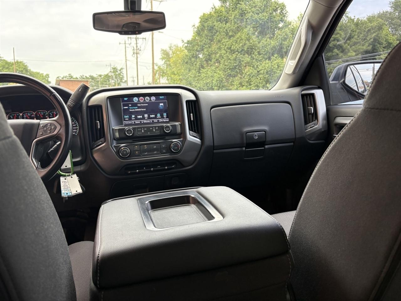 Chevrolet Silverado 1500 Custom Crew Cab 4WD 2019
