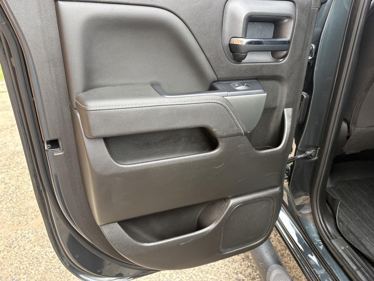 Chevrolet Silverado 1500 Custom Crew Cab 4WD 2019