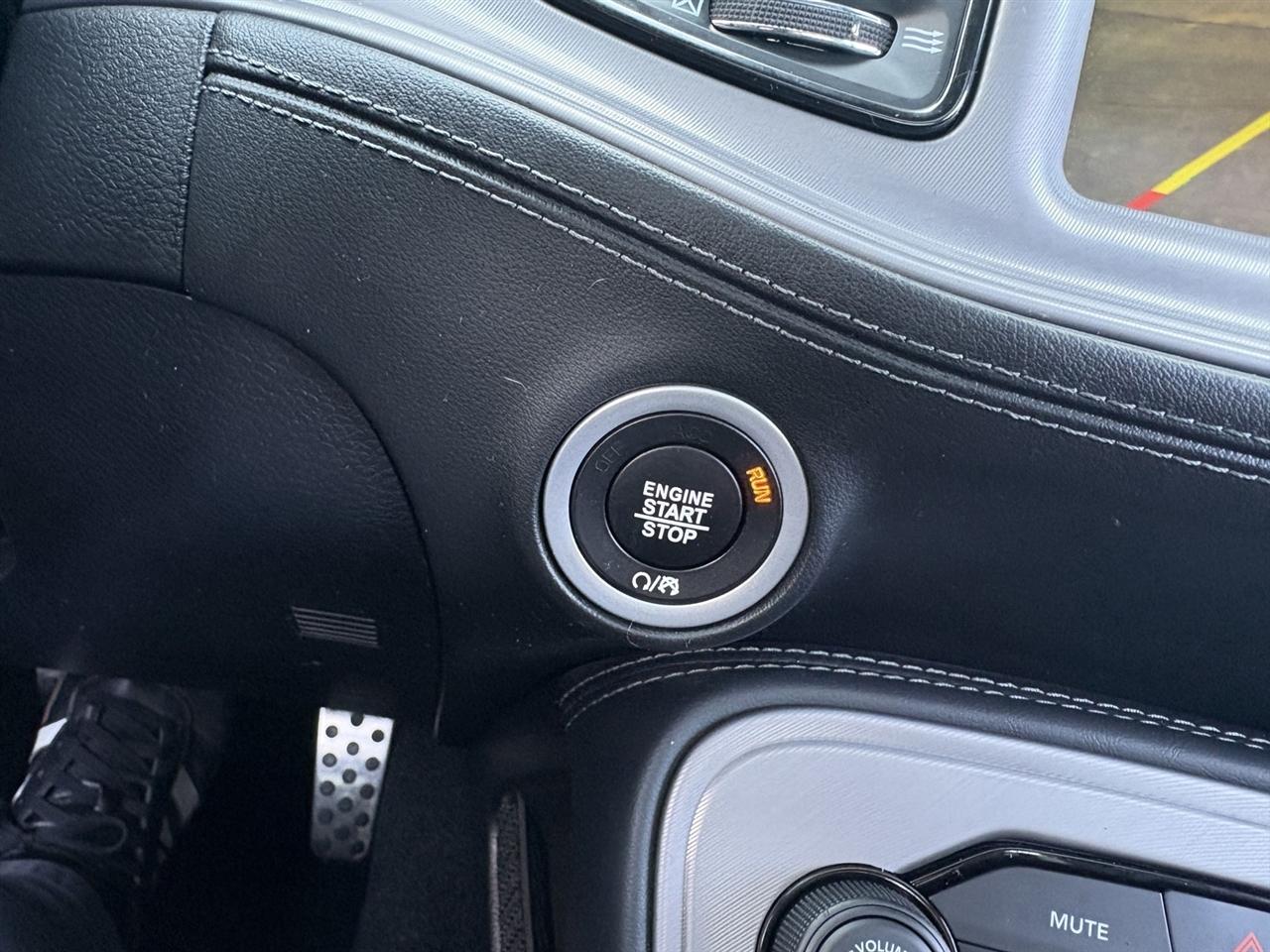 Dodge Challenger R/T Plus 2023