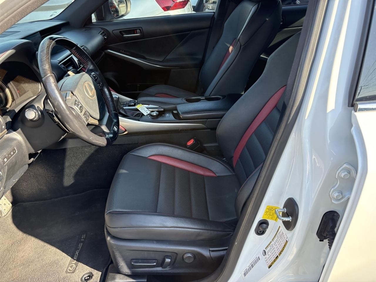 Lexus IS F SPORT 300 RWD 2019