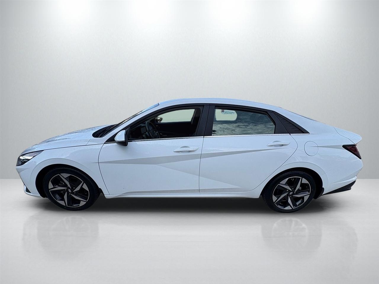 Hyundai Elantra Limited 2024