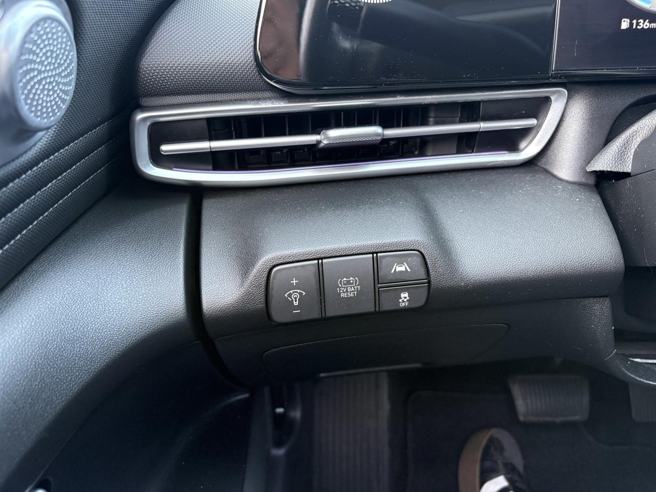 Hyundai Elantra Limited 2024