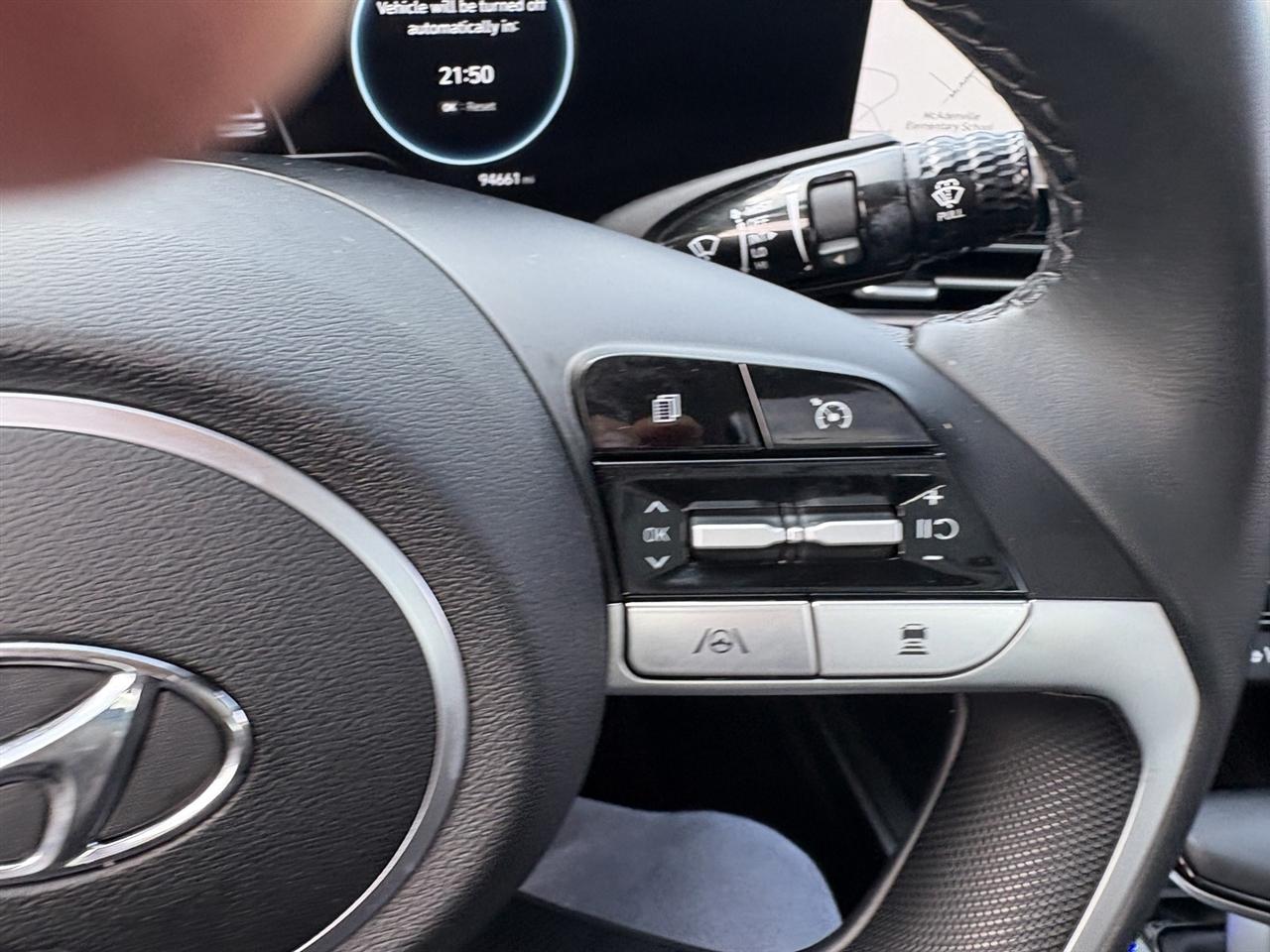 Hyundai Elantra Limited 2024