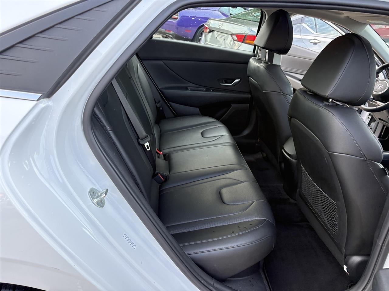 Hyundai Elantra Limited 2024