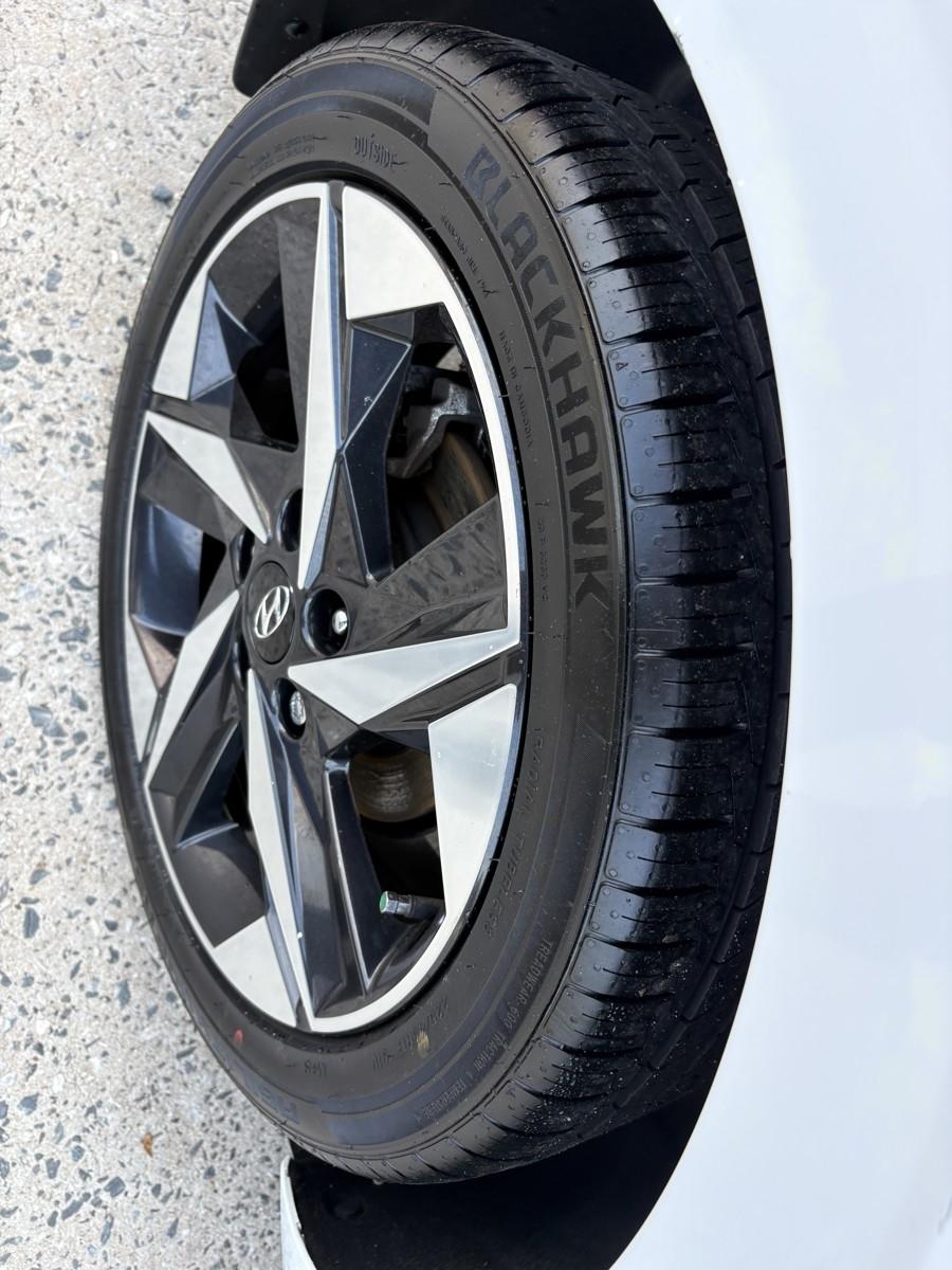 Hyundai Elantra Limited 2024