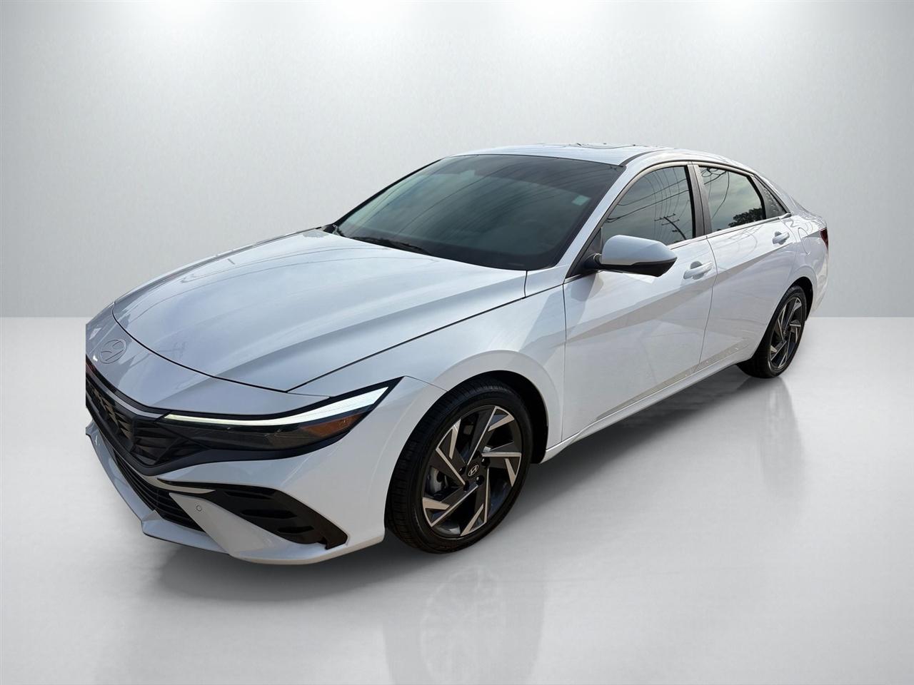 Hyundai Elantra Limited 2024