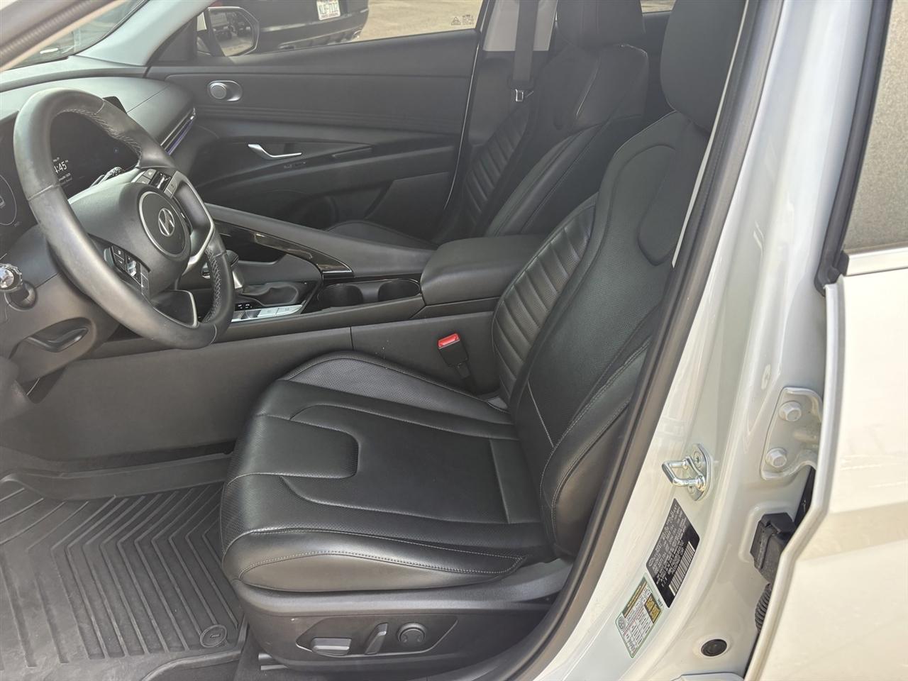 Hyundai Elantra Limited 2024