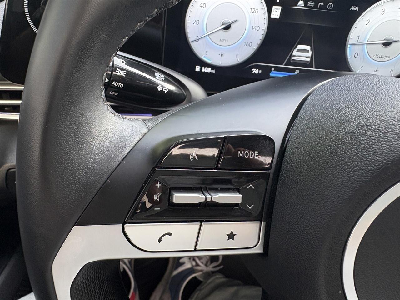 Hyundai Elantra Limited 2024