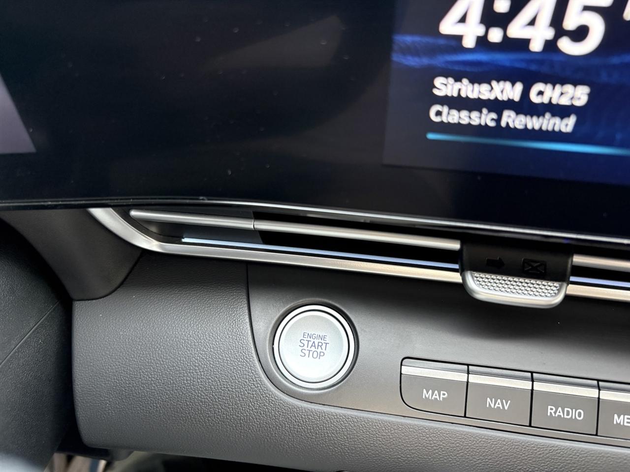 Hyundai Elantra Limited 2024