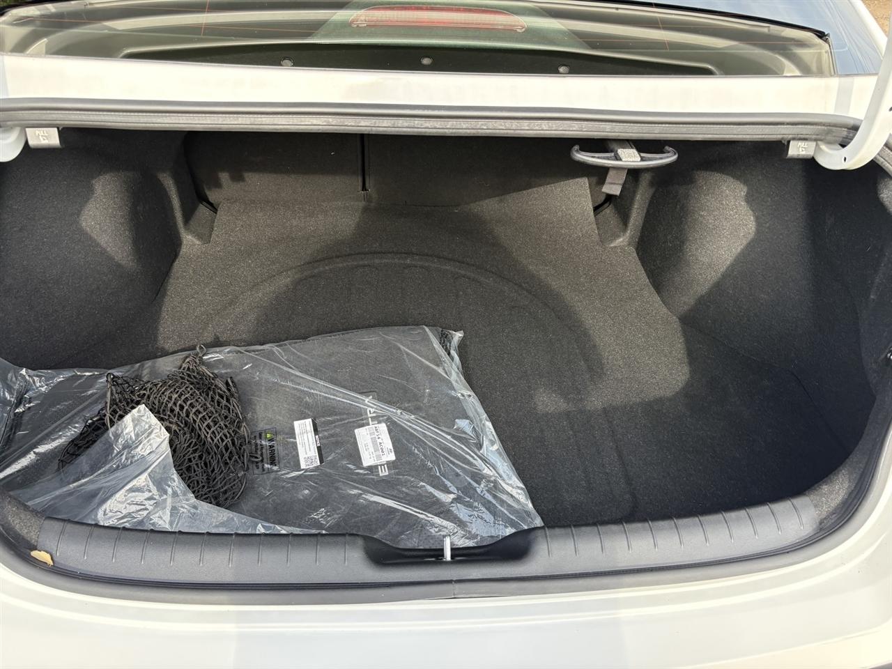 Hyundai Elantra Limited 2024