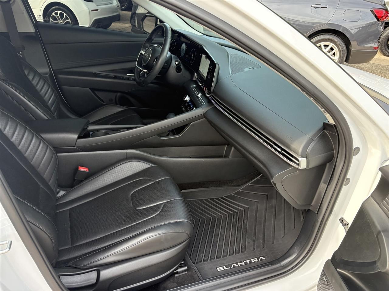Hyundai Elantra Limited 2024