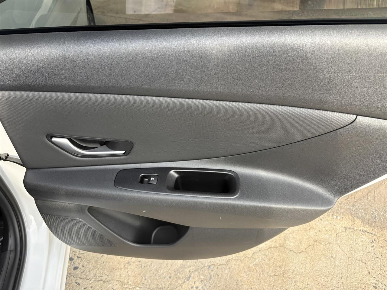 Hyundai Elantra Limited 2024