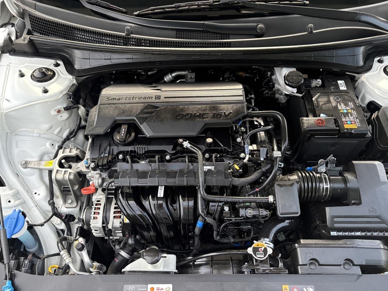 Hyundai Elantra Limited 2024