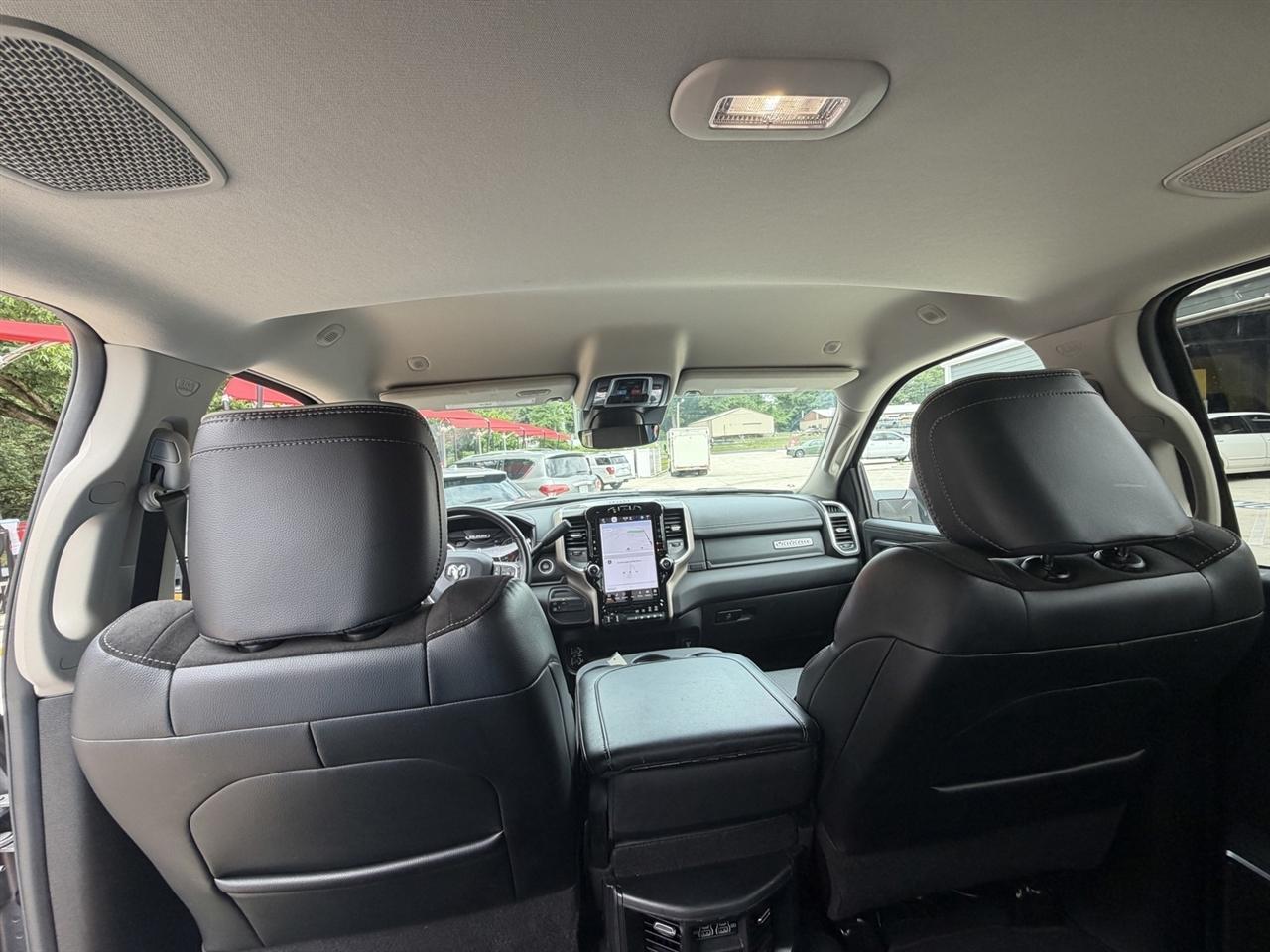 RAM 2500 Laramie Crew Cab SWB 4WD 2024