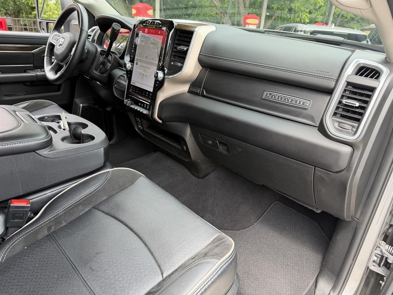 RAM 2500 Laramie Crew Cab SWB 4WD 2024