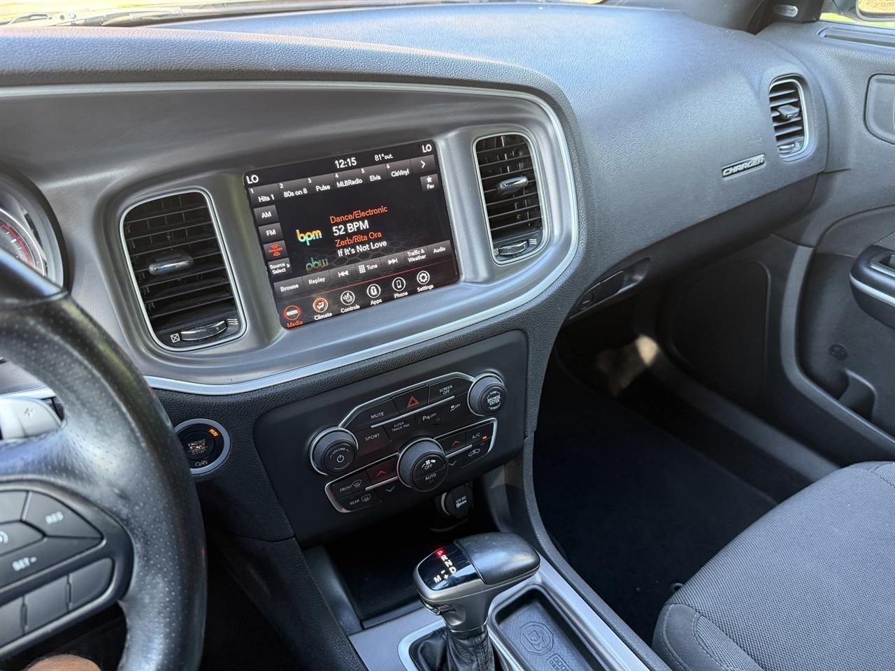 Dodge Charger SXT AWD 2019