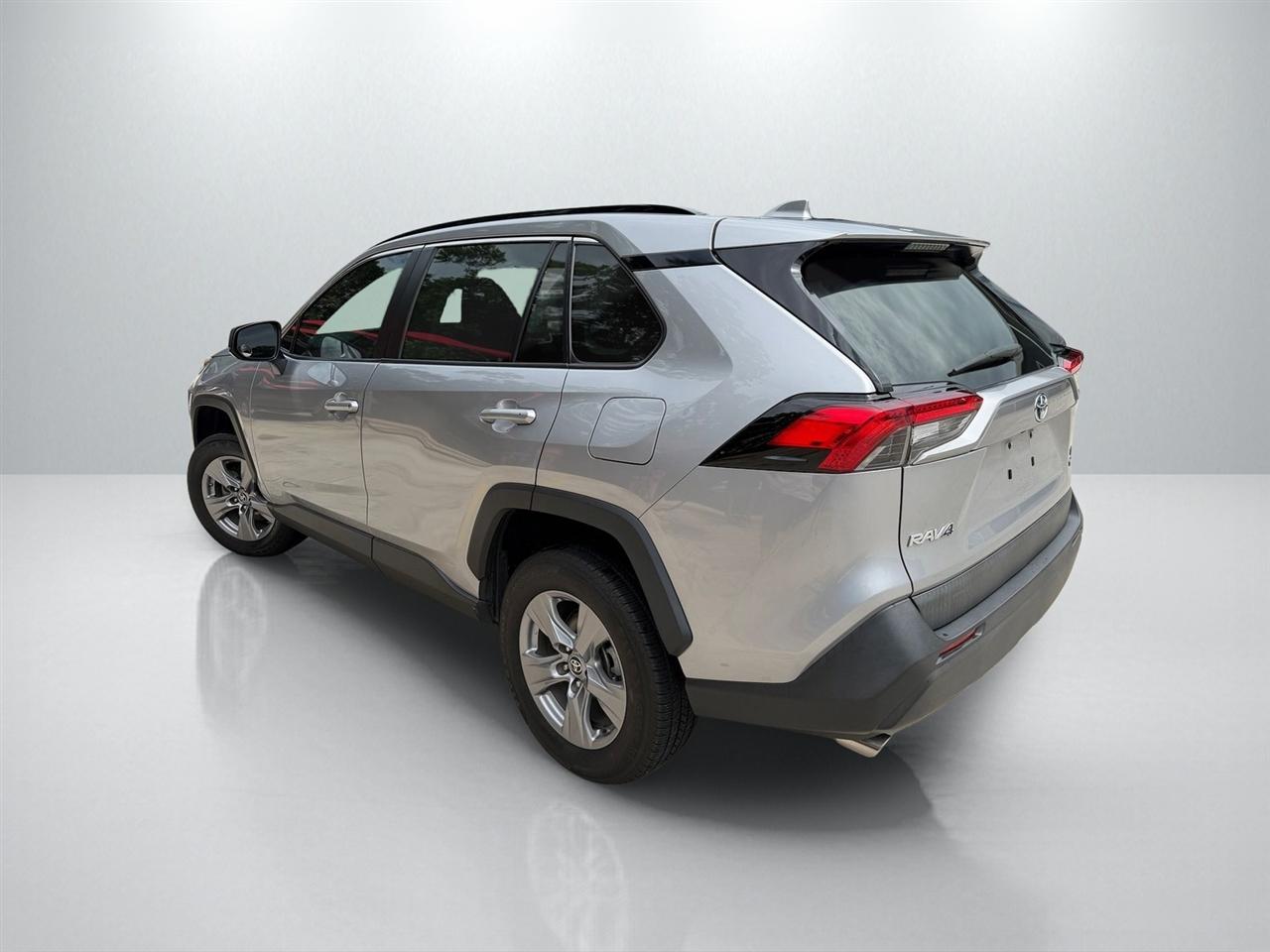 Toyota RAV4 Hybrid LE 2022