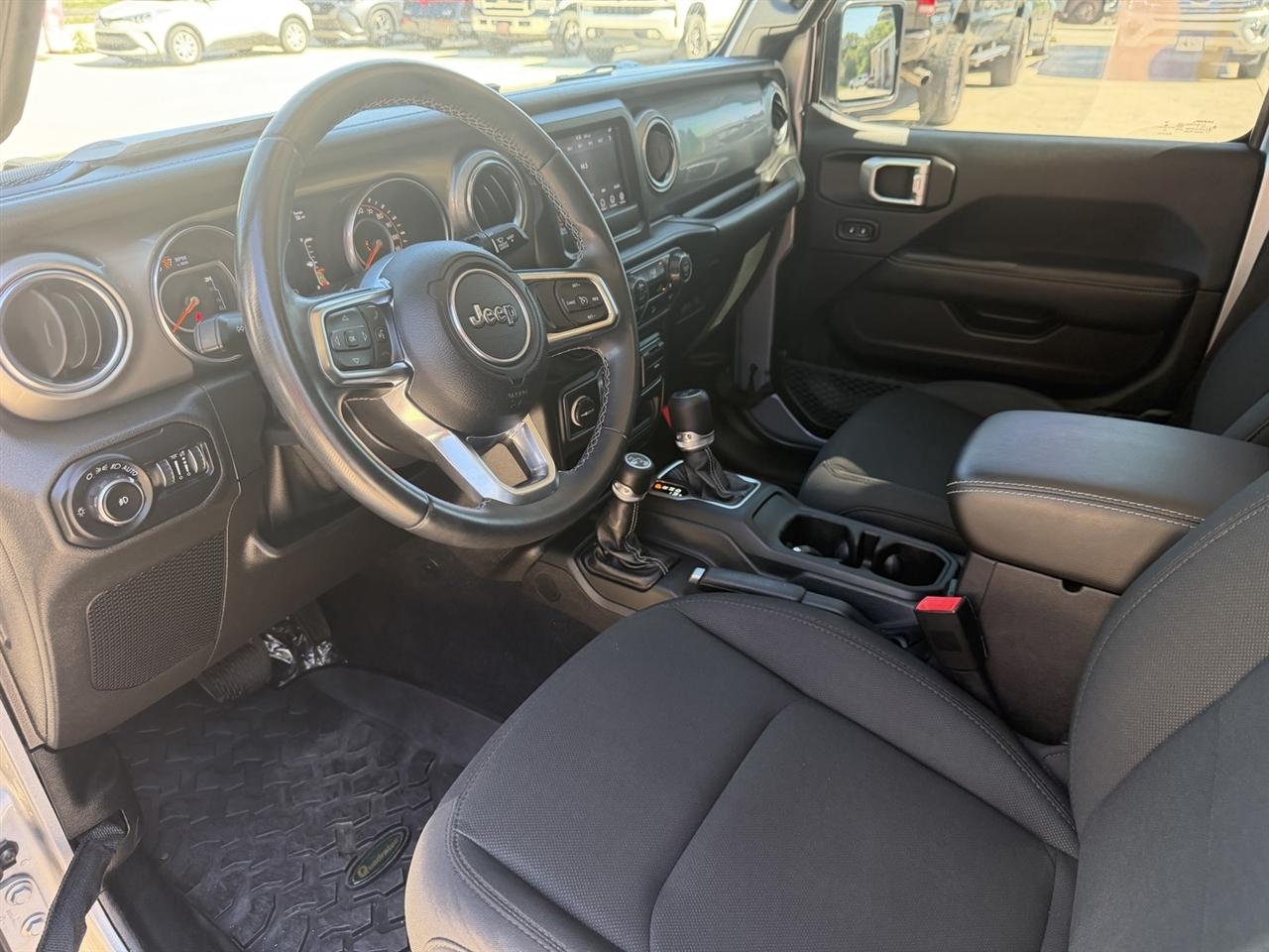 Jeep Wrangler Unlimited Sahara 2019