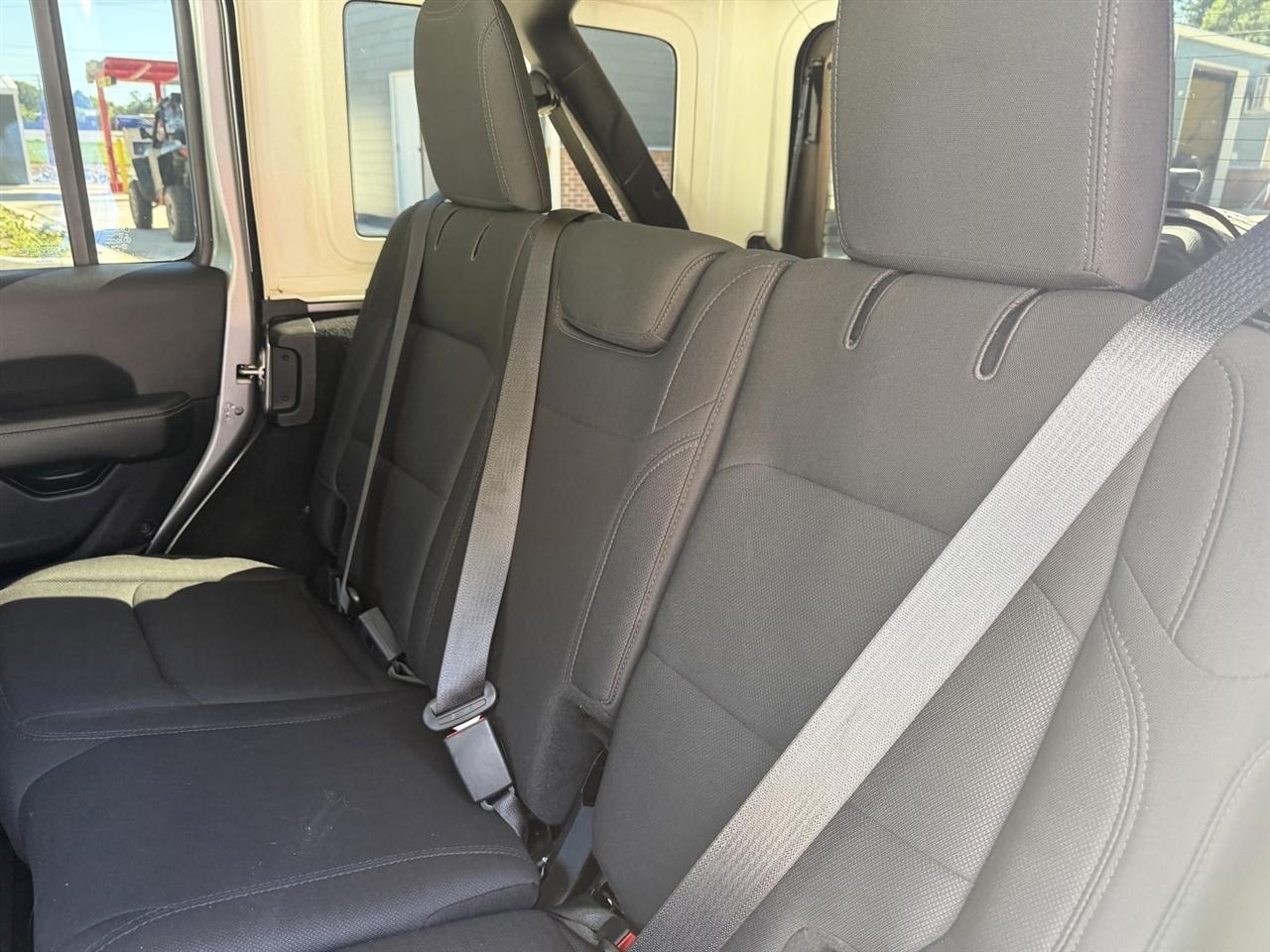 Jeep Wrangler Unlimited Sahara 2019
