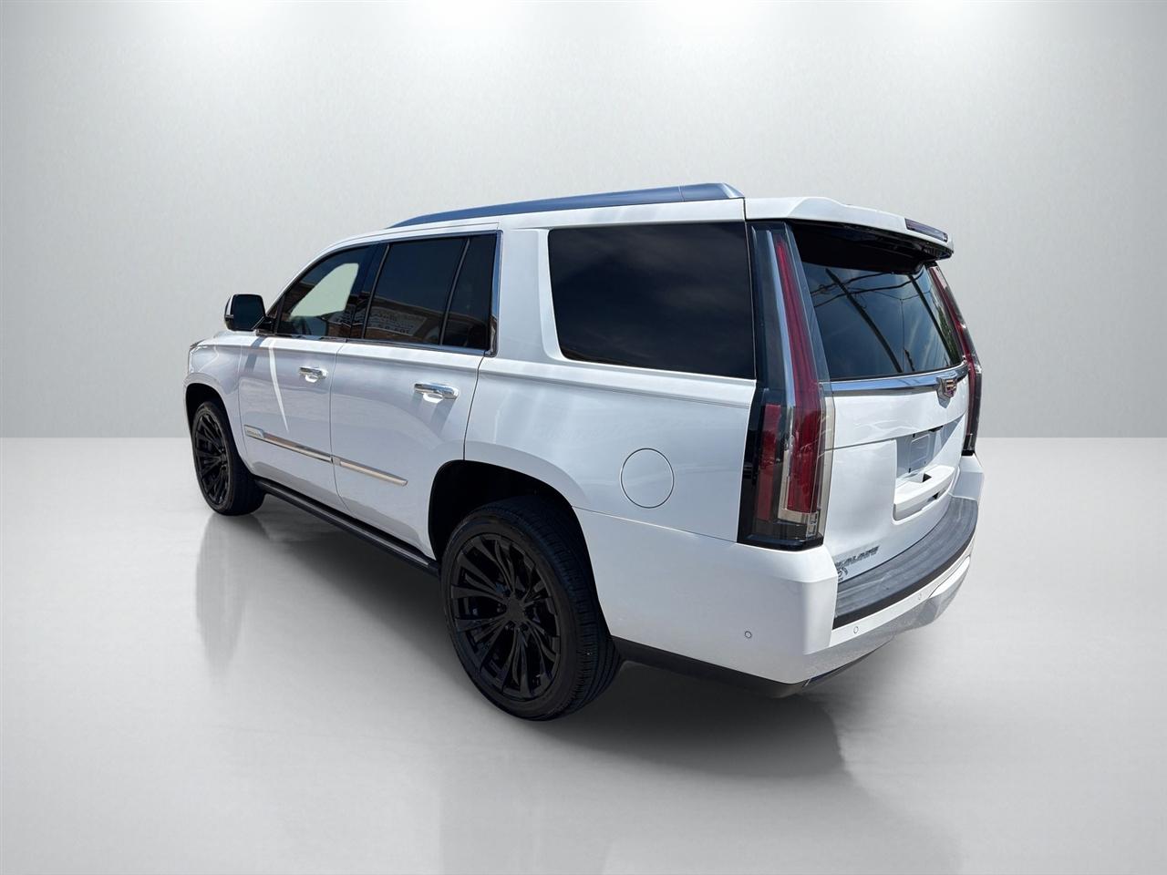 Cadillac Escalade Platinum 4WD 2017