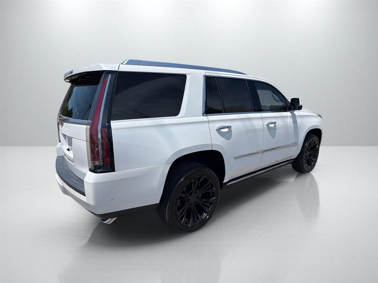 Cadillac Escalade Platinum 4WD 2017