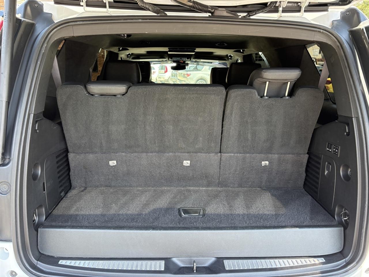 Cadillac Escalade Platinum 4WD 2017