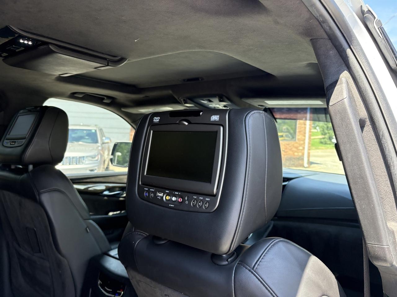 Cadillac Escalade Platinum 4WD 2017