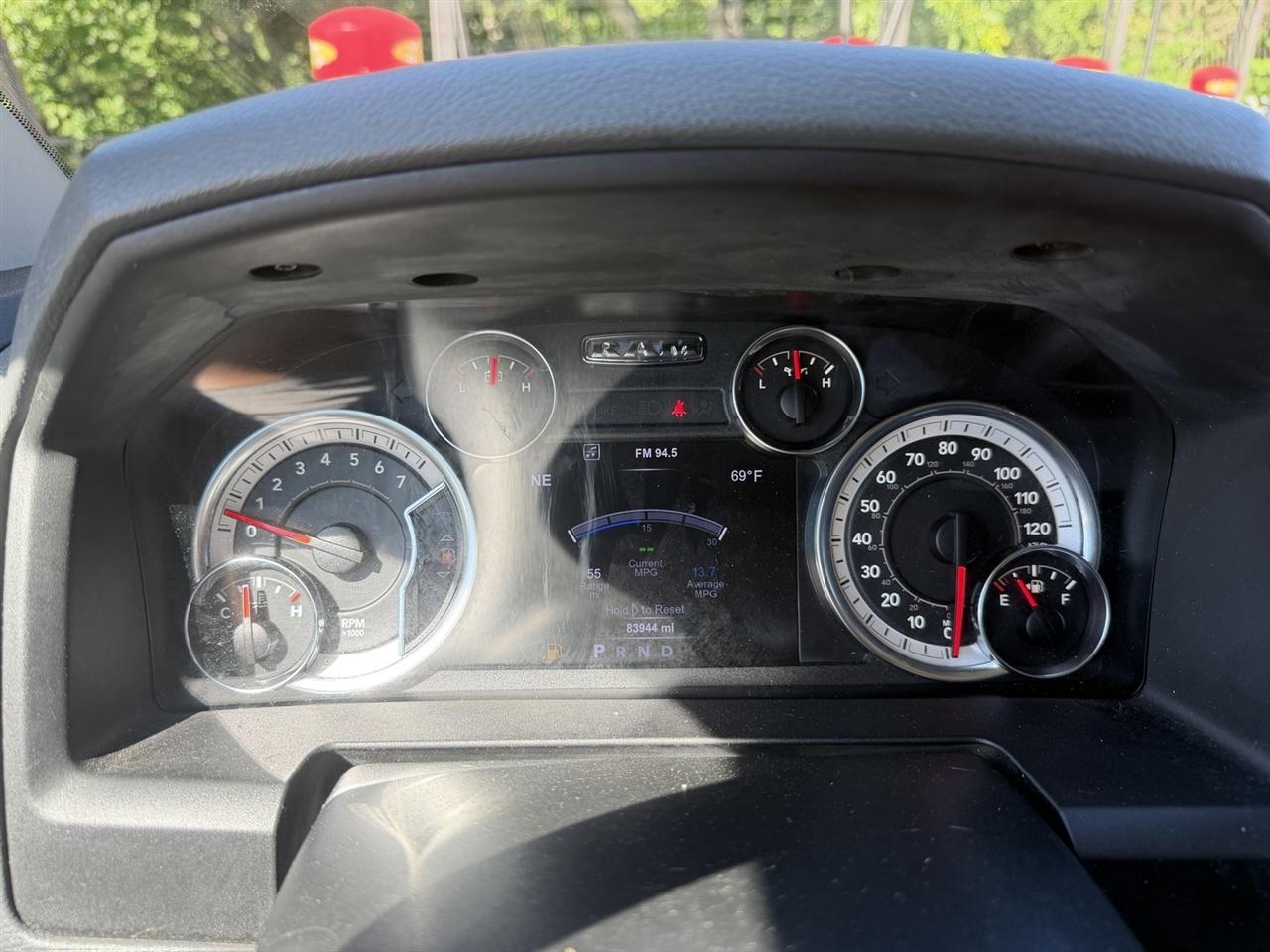 RAM 1500 SLT Crew Cab SWB 4WD 2017