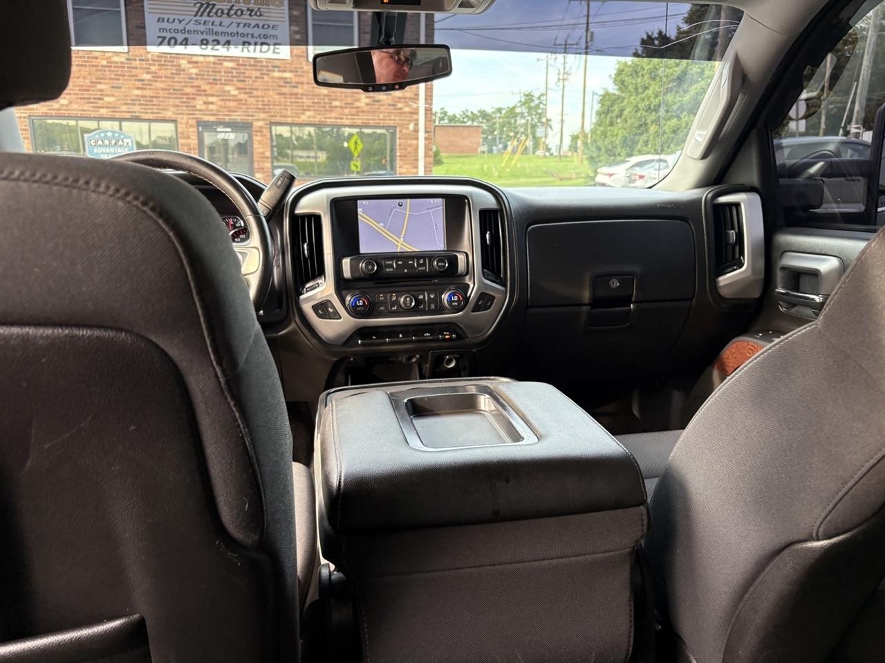 GMC Sierra 1500 SLE Crew Cab Short Box 4WD 2015