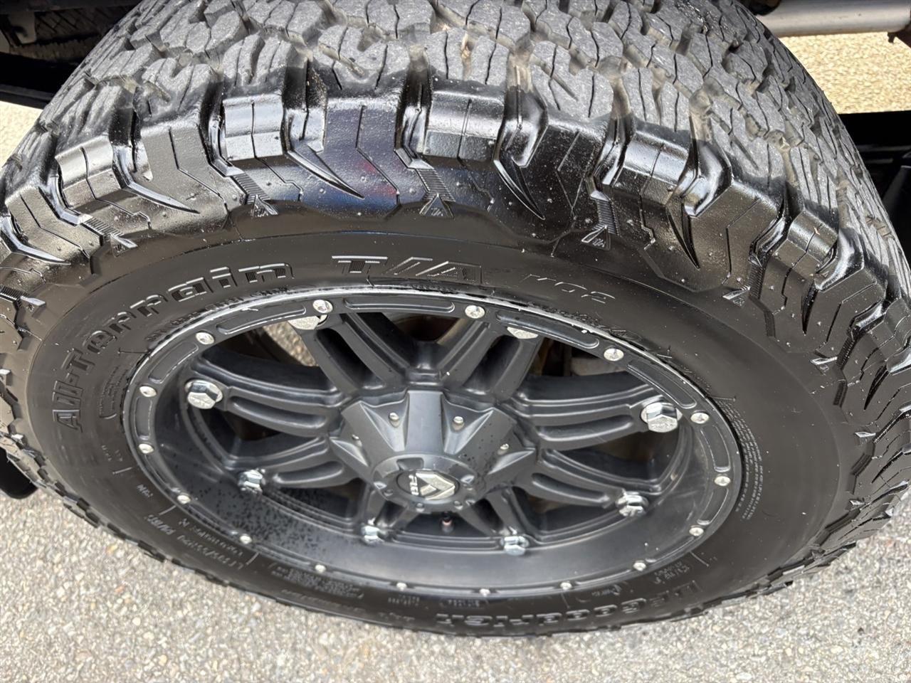 GMC Sierra 1500 SLE Crew Cab Short Box 4WD 2015