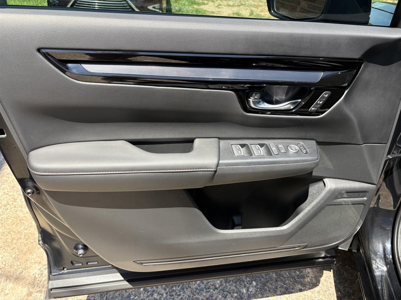 Honda CR-V Hybrid Touring 2025