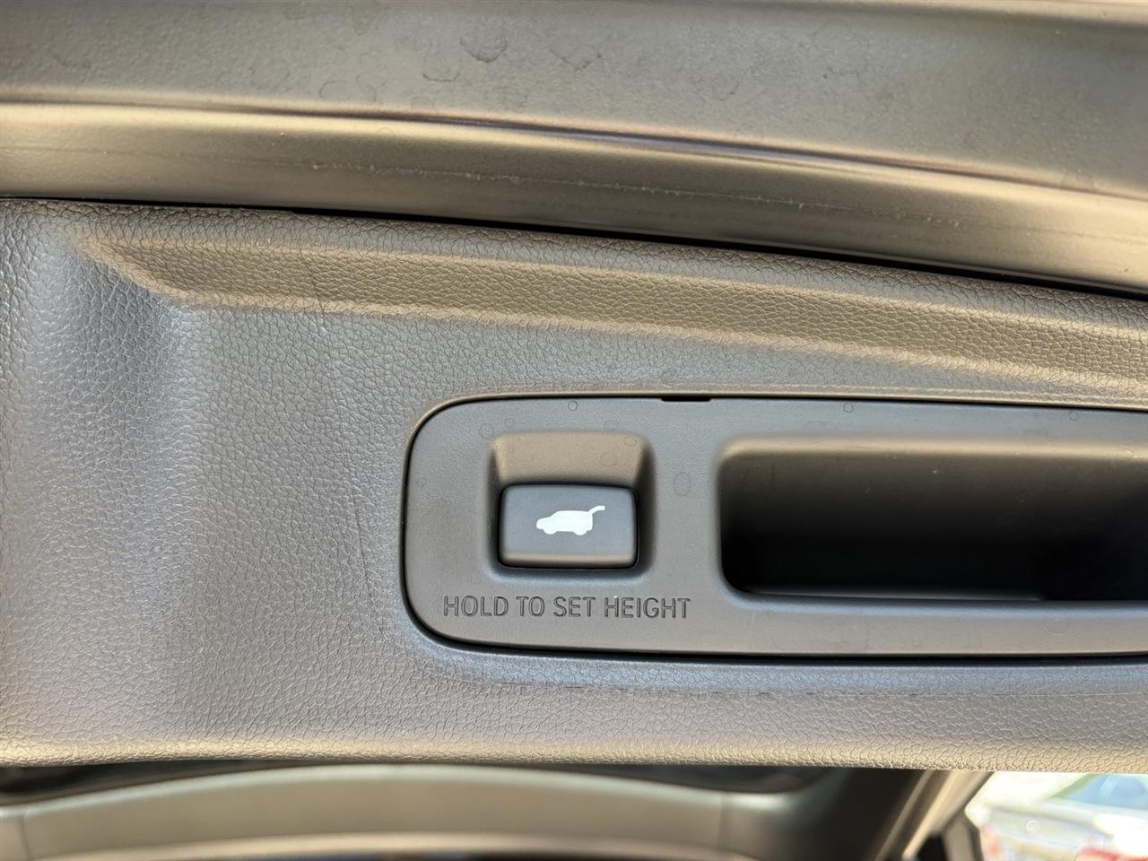 Honda CR-V Hybrid Touring 2025