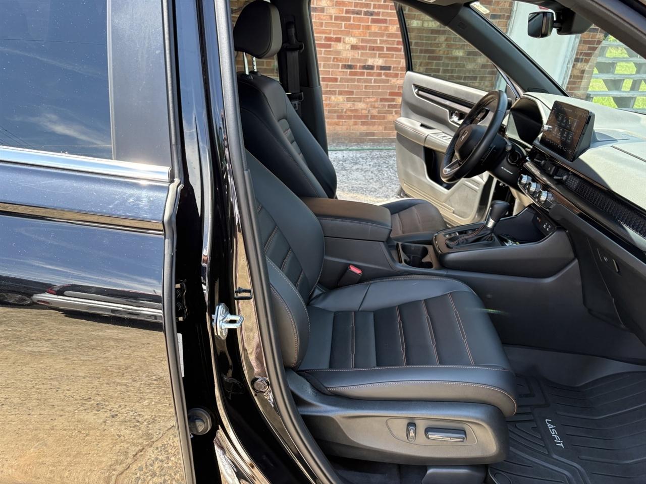 Honda CR-V Hybrid Touring 2025