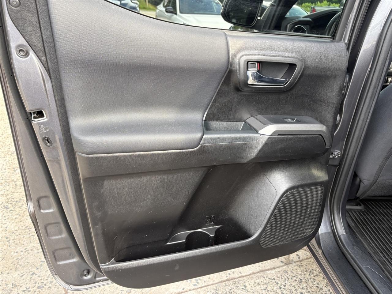 Toyota Tacoma SR5 Double Cab Long Bed V6 6AT 4WD 2020