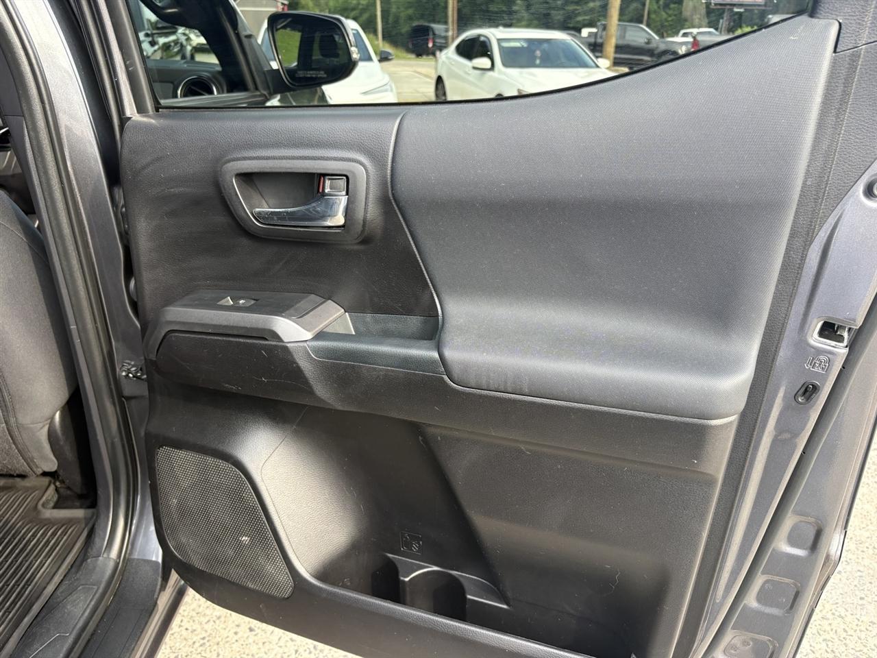 Toyota Tacoma SR5 Double Cab Long Bed V6 6AT 4WD 2020