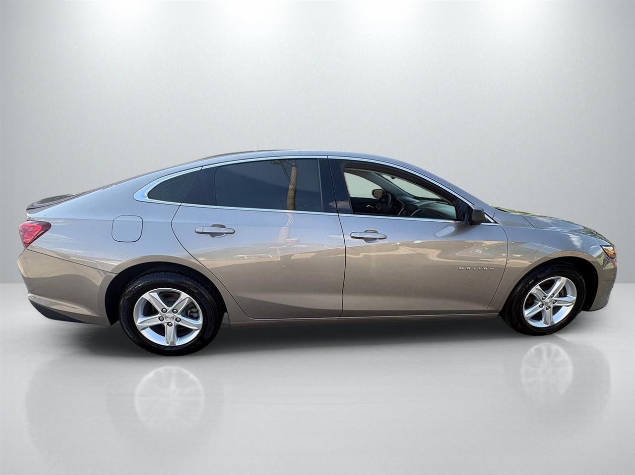 Chevrolet Malibu  2022