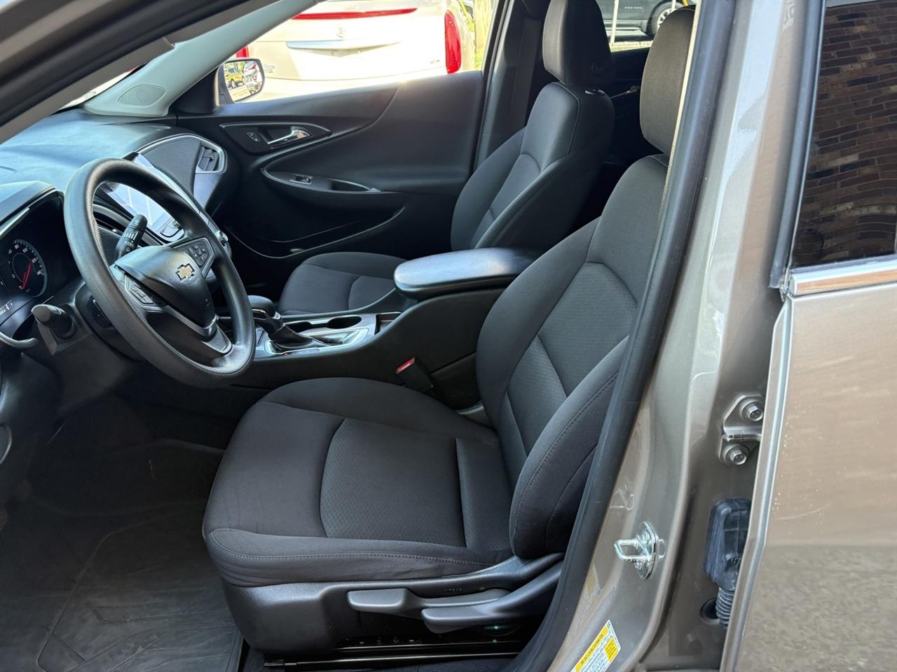 Chevrolet Malibu  2022