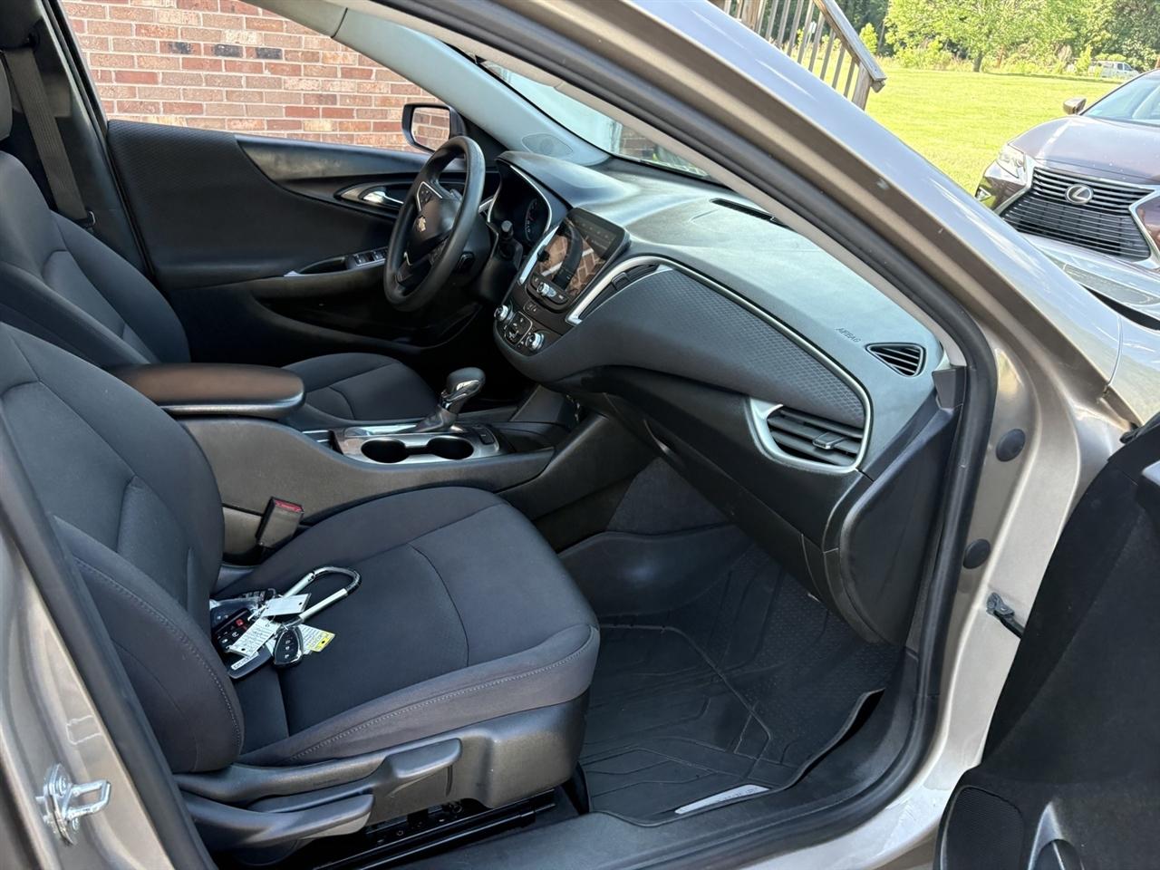Chevrolet Malibu  2022