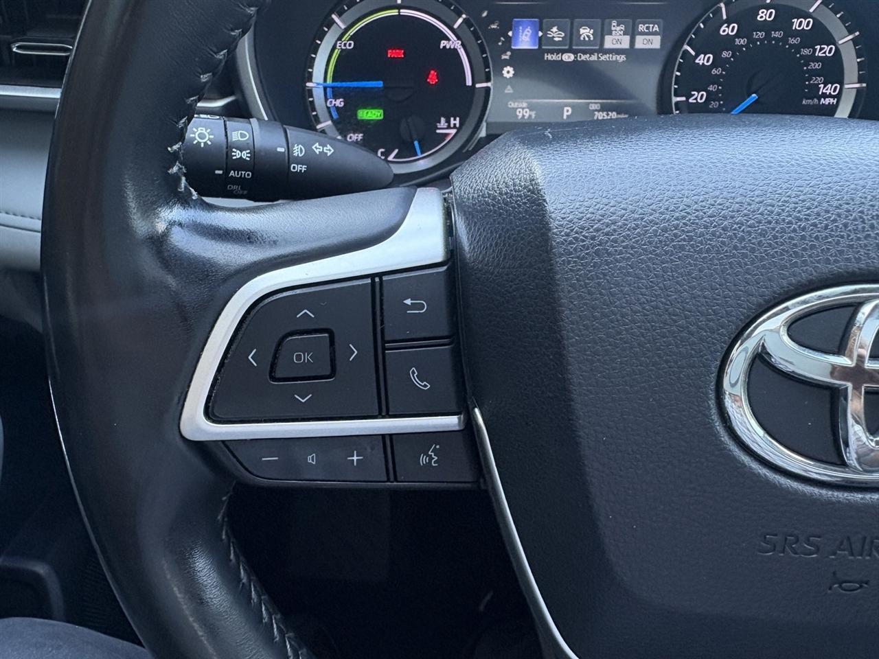 Toyota Highlander Hybrid XLE AWD 2024