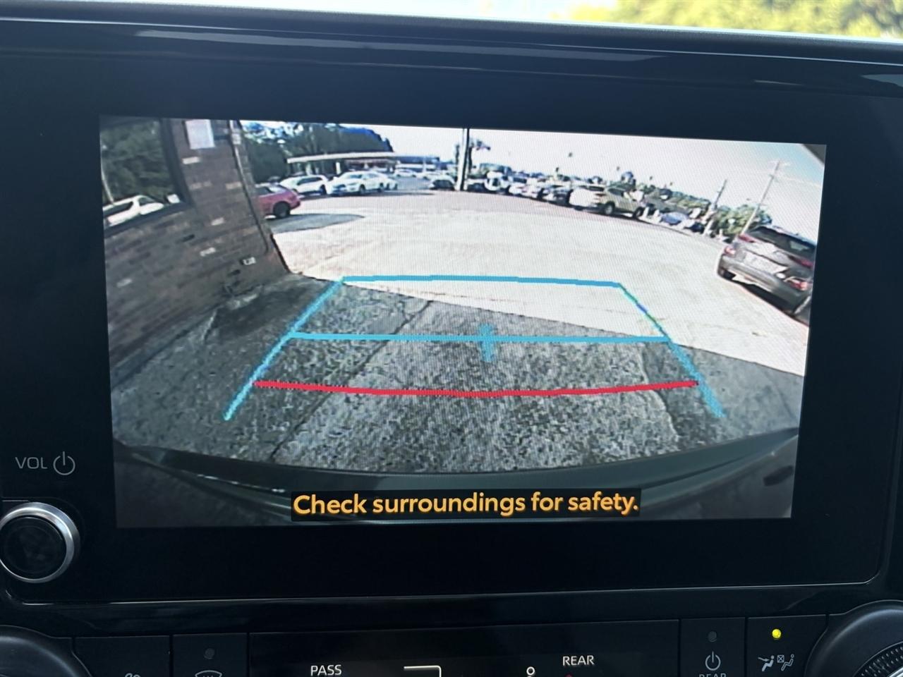 Toyota Highlander Hybrid XLE AWD 2024