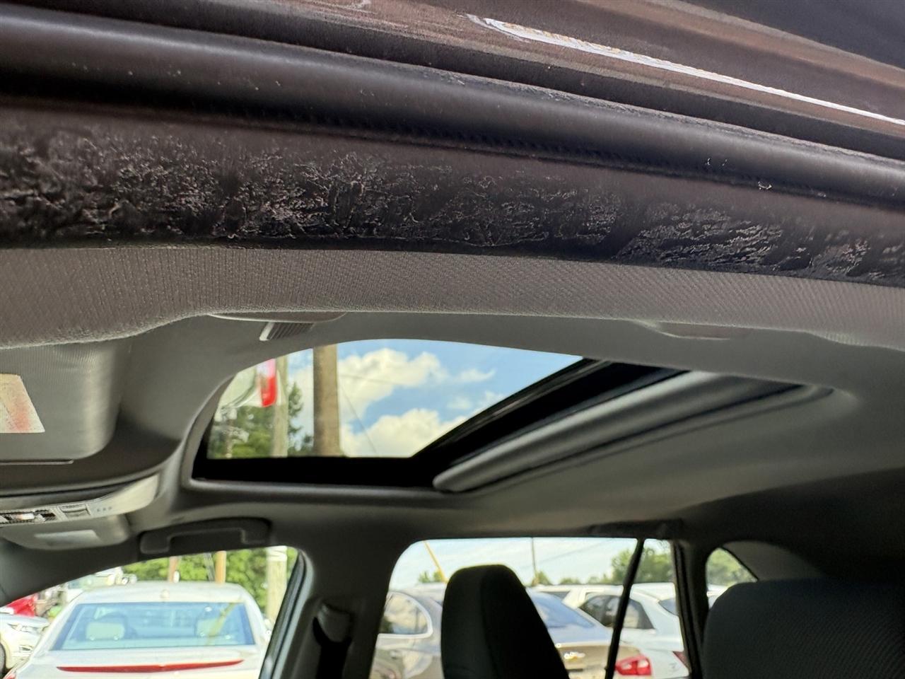 Toyota RAV4 Hybrid XLE 2024