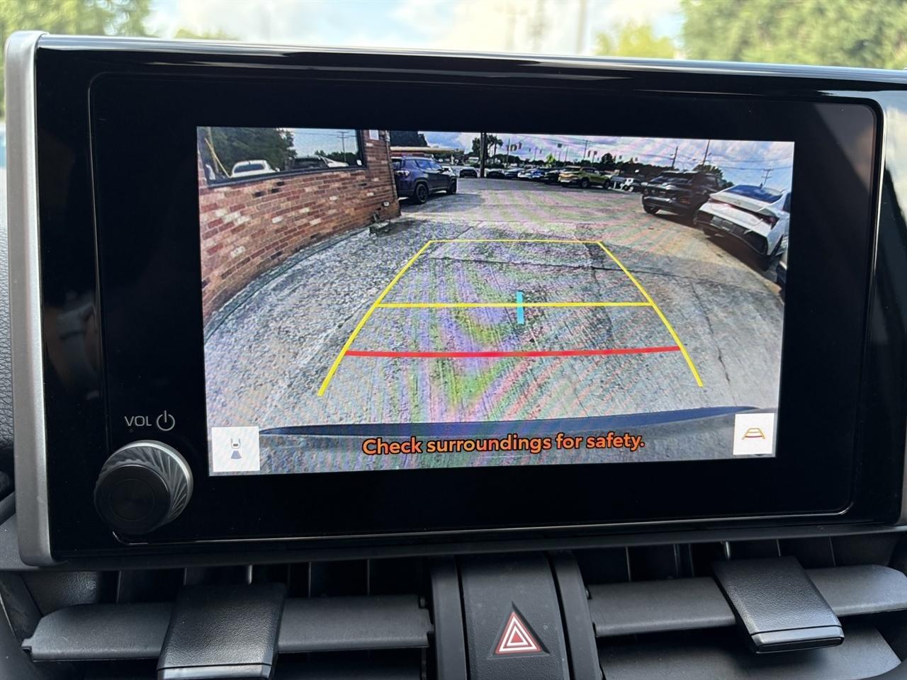 Toyota RAV4 Hybrid XLE 2024