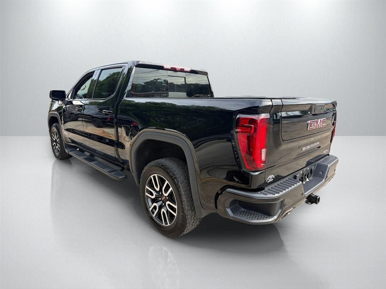 GMC Sierra 1500 AT4 Crew Cab Long Box 4WD 2020