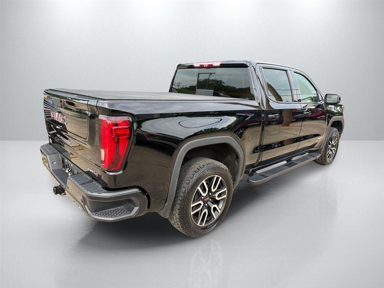 GMC Sierra 1500 AT4 Crew Cab Long Box 4WD 2020