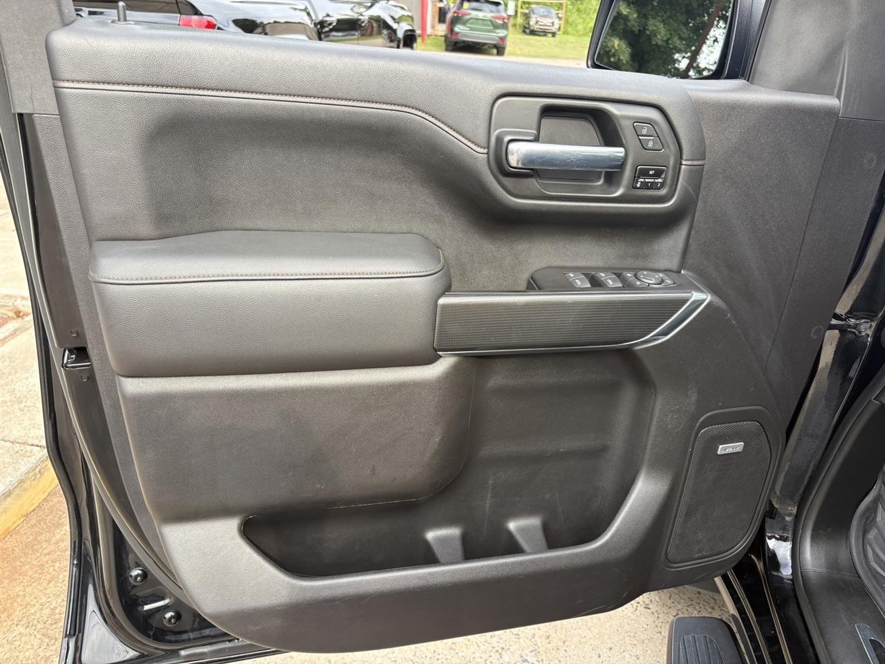 GMC Sierra 1500 AT4 Crew Cab Long Box 4WD 2020
