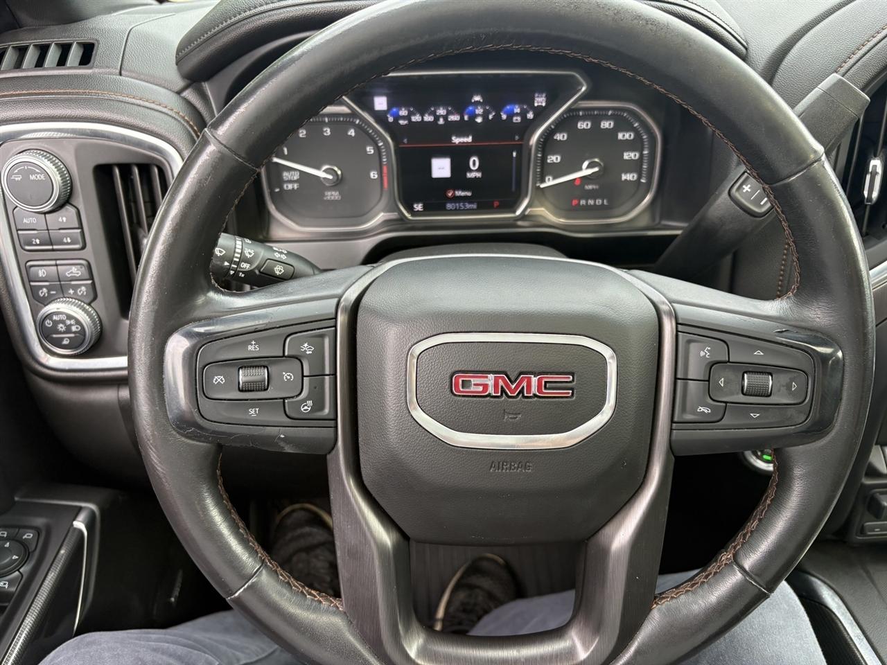 GMC Sierra 1500 AT4 Crew Cab Long Box 4WD 2020