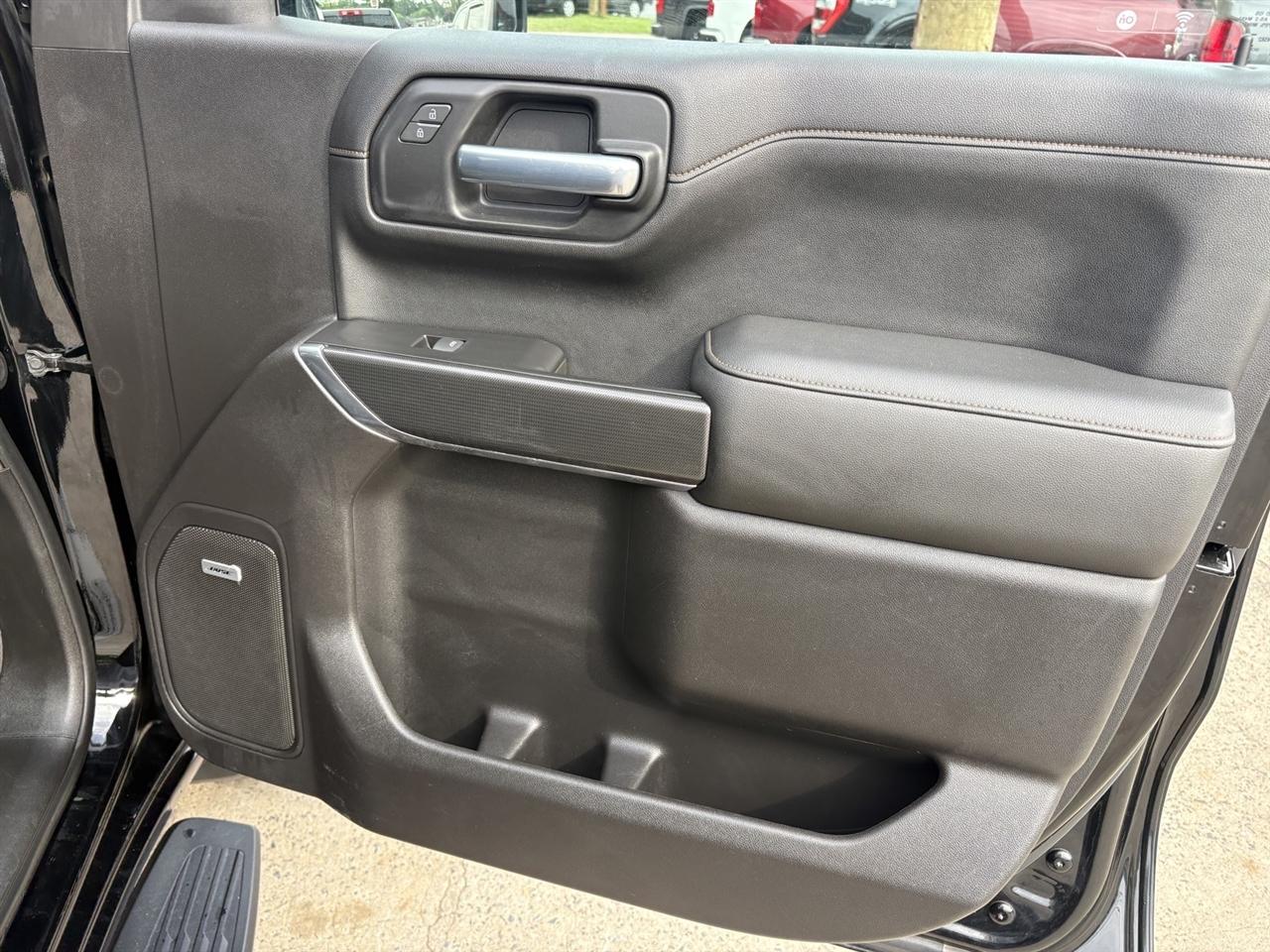 GMC Sierra 1500 AT4 Crew Cab Long Box 4WD 2020